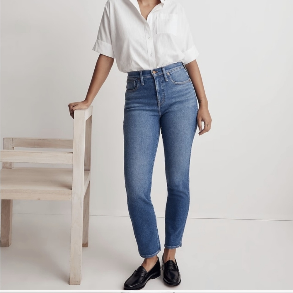 Madewell curvy stovepipe jeans leaside wash